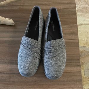 Grasshopper slide on shoes